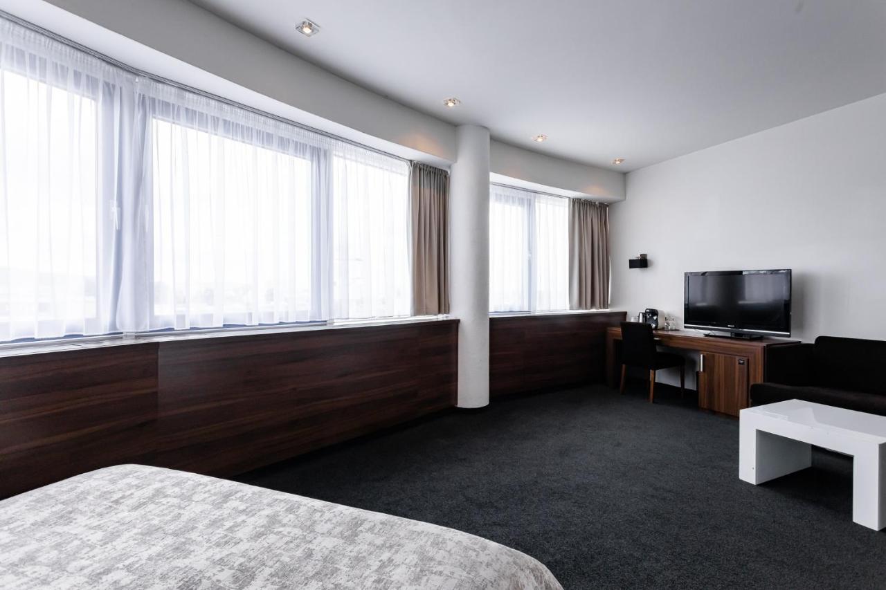 Tempus Club Garni Hotel Bratislava Exteriör bild